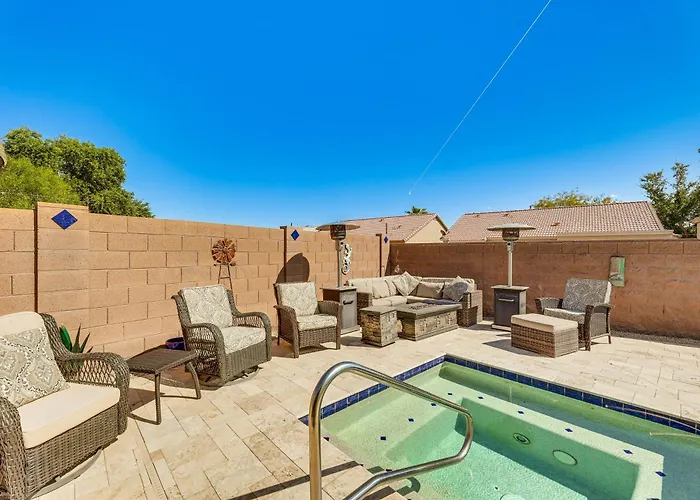 Walk To Golf Course: Oasis W/ Fire Pit Holiday home Queen Creek